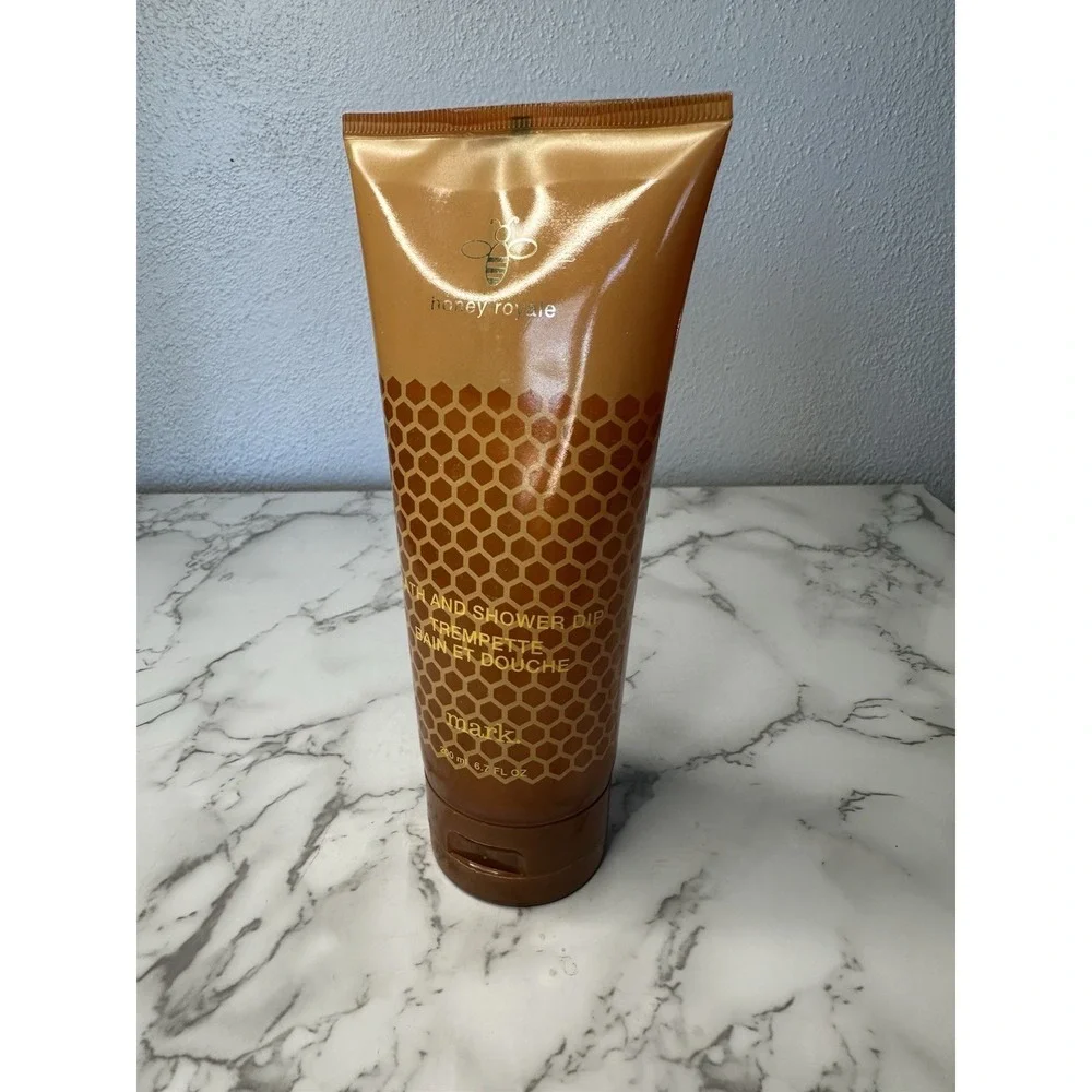 2005 Avon Mark. Honey Royale Bath And Shower Dip. 6.7oz/200ml. Discontinued‎